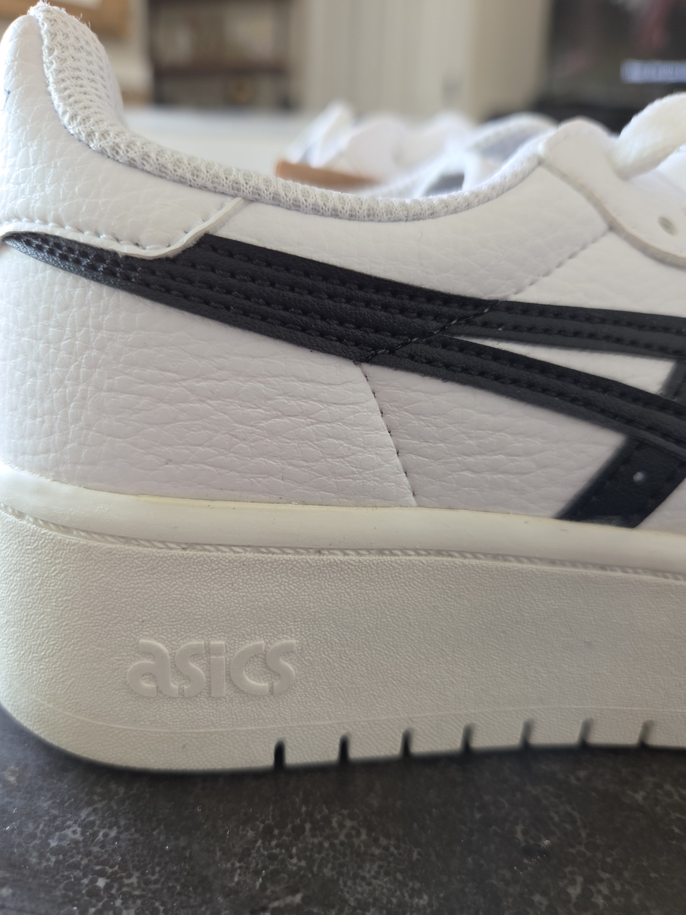 ASICS White Low-Top Platform Sneakers - Black Stripes - Size 6 Women - NWT - Picture 8 of 8